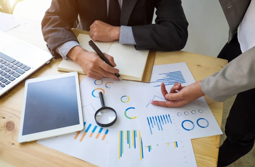 Social Media Analytics VS Audits